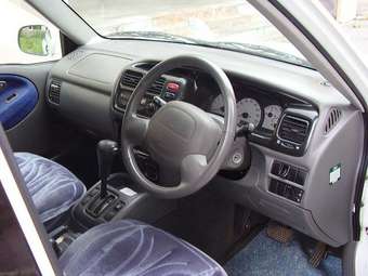 1998 Suzuki Escudo Pics