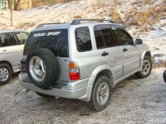 1998 Suzuki Escudo Pictures