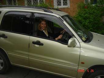 1998 Suzuki Escudo Pictures