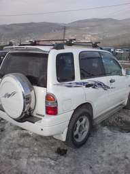 1998 Suzuki Escudo Photos