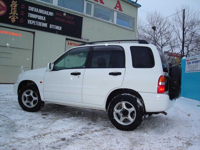 1999 Suzuki Escudo