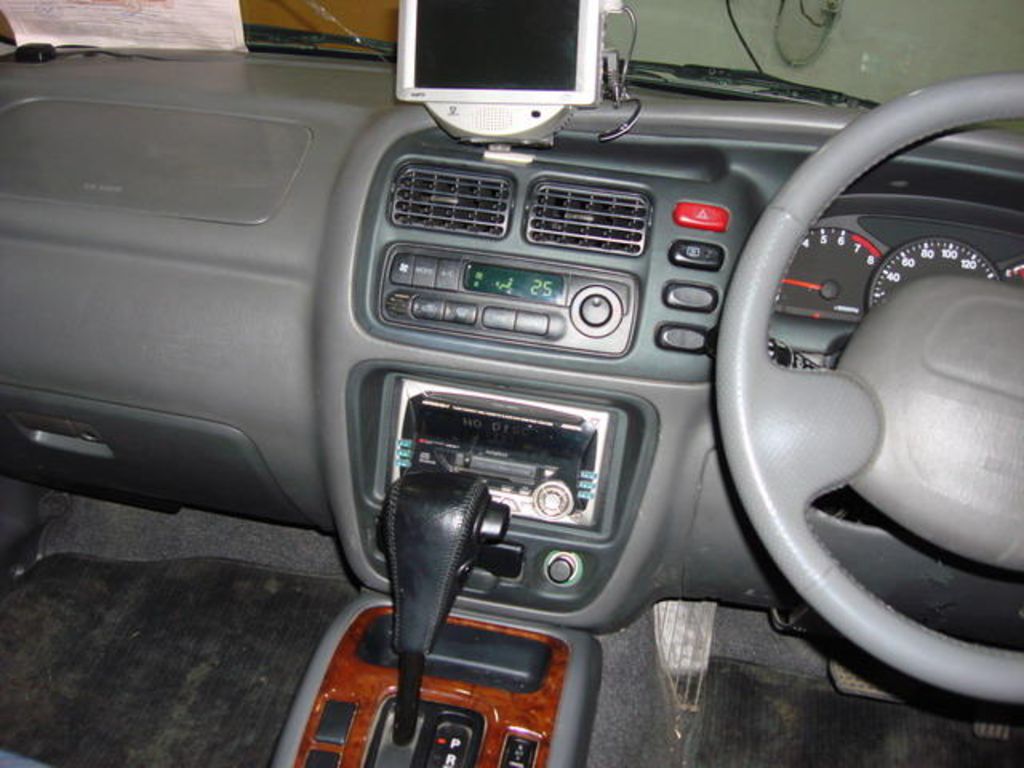 1999 Suzuki Escudo