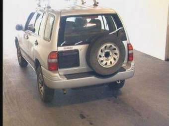 1999 Suzuki Escudo Pictures