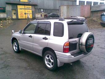 1999 Suzuki Escudo Photos