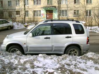 1999 Suzuki Escudo Pictures