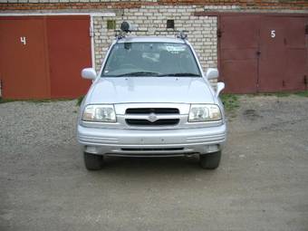 1999 Suzuki Escudo Photos