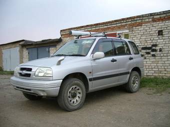 1999 Suzuki Escudo Pictures
