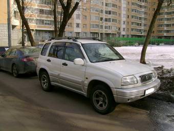 1999 Suzuki Escudo Photos