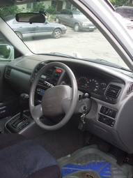 1999 Suzuki Escudo Photos