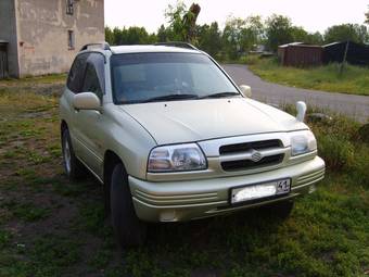 1999 Suzuki Escudo Photos