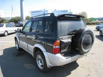 1999 Suzuki Escudo Photos