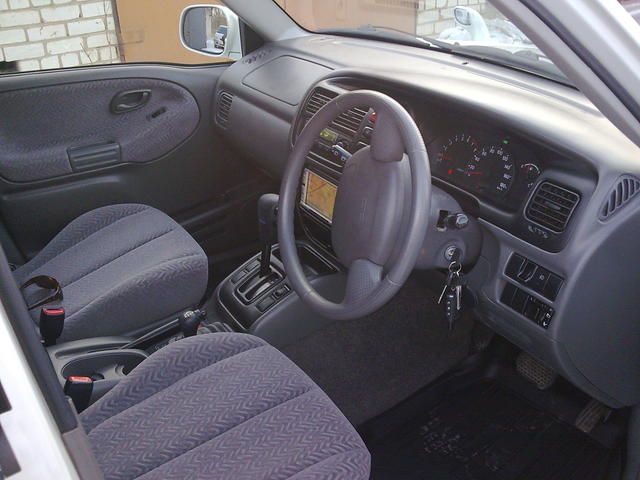2000 Suzuki Escudo