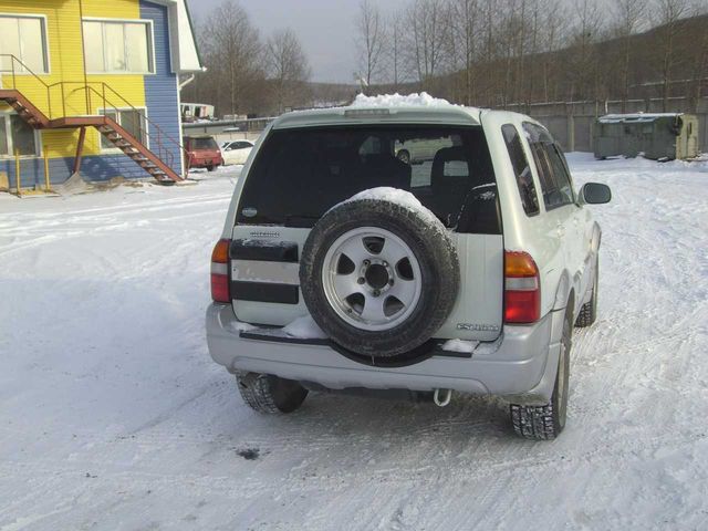 2000 Suzuki Escudo