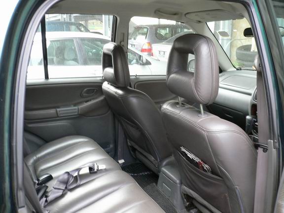 2000 Suzuki Escudo Pics