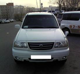 2000 Suzuki Escudo Photos