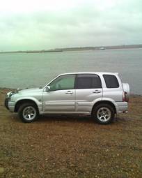 2000 Suzuki Escudo Pictures