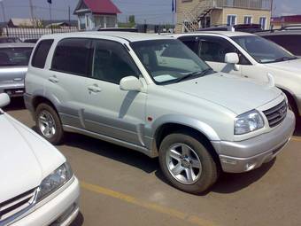 2000 Suzuki Escudo Pictures