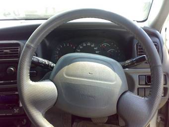 2000 Suzuki Escudo Pictures