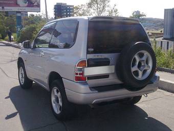 2000 Suzuki Escudo Photos