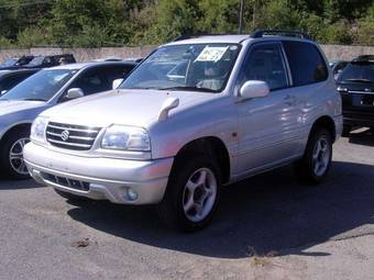 2000 Suzuki Escudo Photos