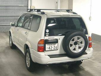 2001 Suzuki Escudo Photos