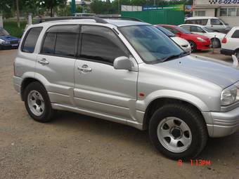 2001 Suzuki Escudo Images