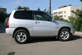 2001 Suzuki Escudo Pictures