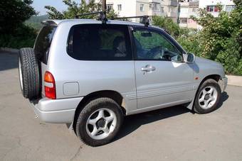 2001 Suzuki Escudo Pictures