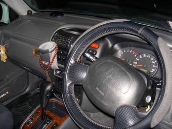 2001 Suzuki Escudo Pictures