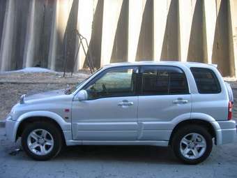 2002 Suzuki Escudo Photos