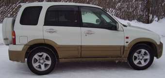 2002 Suzuki Escudo Photos