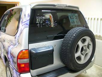 2002 Suzuki Escudo Pictures