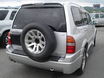 2002 Suzuki Escudo Photos