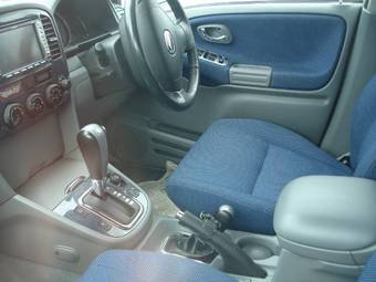 2002 Suzuki Escudo Photos