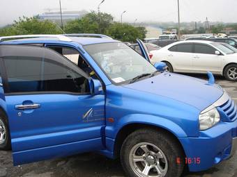 2002 Suzuki Escudo Photos