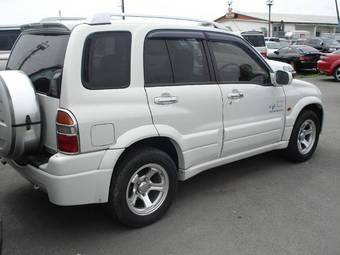 2002 Suzuki Escudo Photos
