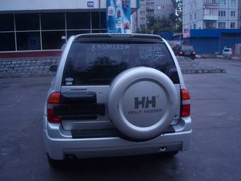 2002 Suzuki Escudo Photos