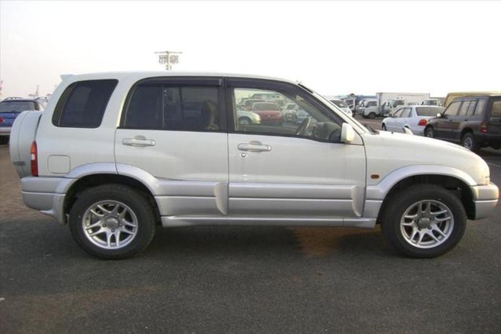 2003 Suzuki Escudo