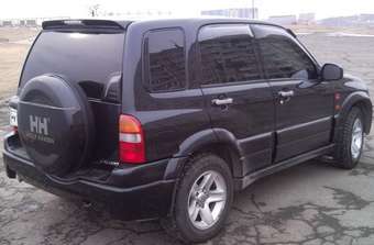 2003 Suzuki Escudo Photos