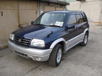 2003 Suzuki Escudo Photos
