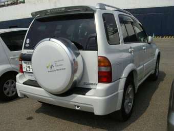 2003 Suzuki Escudo Pictures