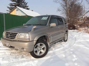 2003 Suzuki Escudo Pictures