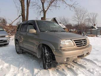 2003 Suzuki Escudo Photos
