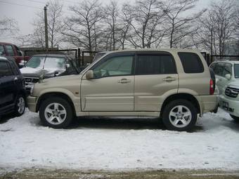 2003 Suzuki Escudo Photos