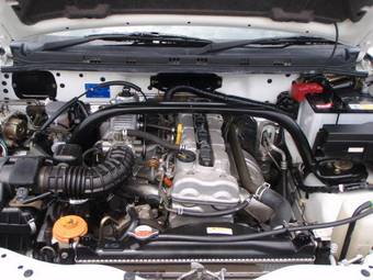 2003 Suzuki Escudo Pictures