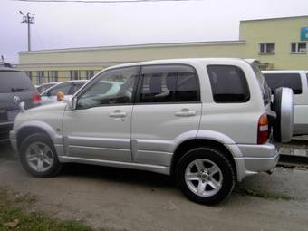 2003 Suzuki Escudo Pictures