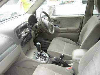 2003 Suzuki Escudo Photos