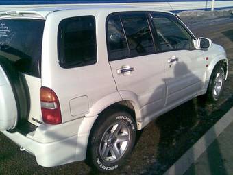 2003 Suzuki Escudo Pictures