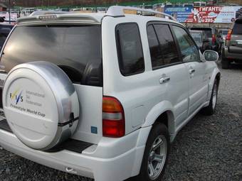 2003 Suzuki Escudo Pictures