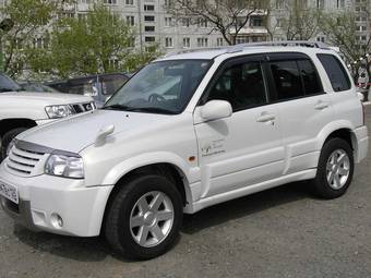 2003 Suzuki Escudo Photos